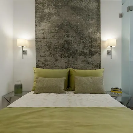 Super Downtown Apartment