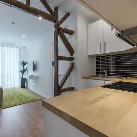 Super Downtown Apartment *